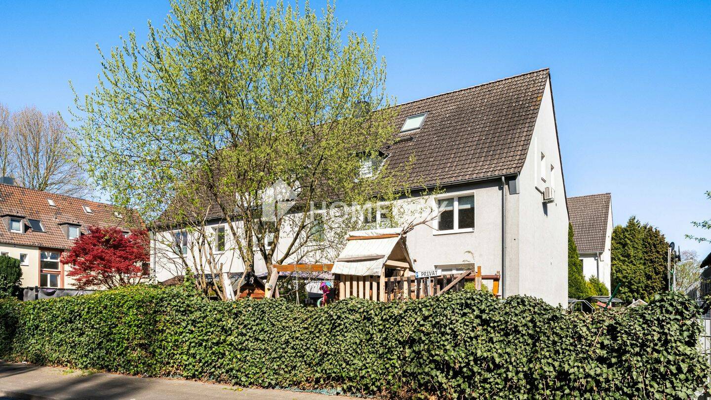 Attraktives Mehrfamilienhaus mit ca. 7,1 % Bruttorendite, großem Grundstück & Entwicklungspotenzial, 45881 Gelsenkirchen (Schalke Schalke-Nord)