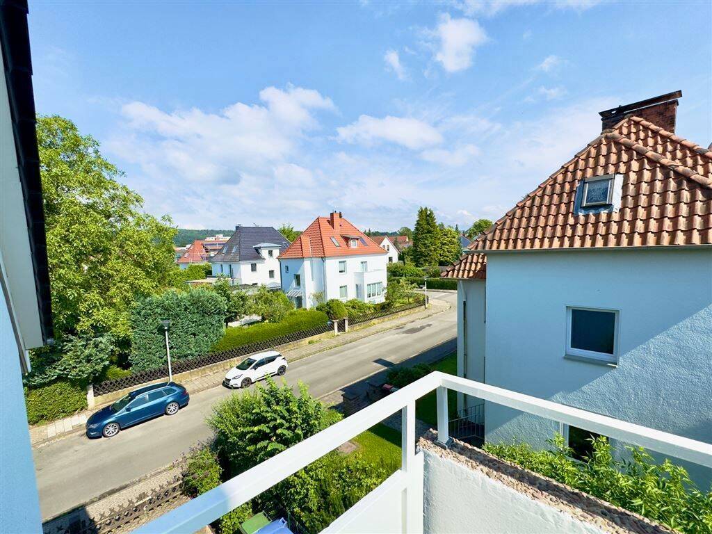METEOR IMMOBILIEN : Großzügig, modernisiert und ruhig gelegen, 31785 Hameln