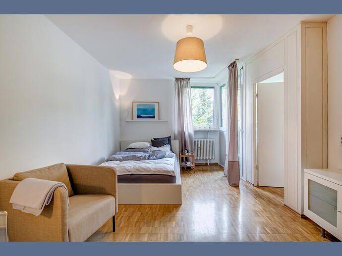 Möbliert: Charmante, neuwertig möblierte 1-Zimmer Wohnung, 81543 München (Au-Haidhausen Untergiesing-Harlaching)