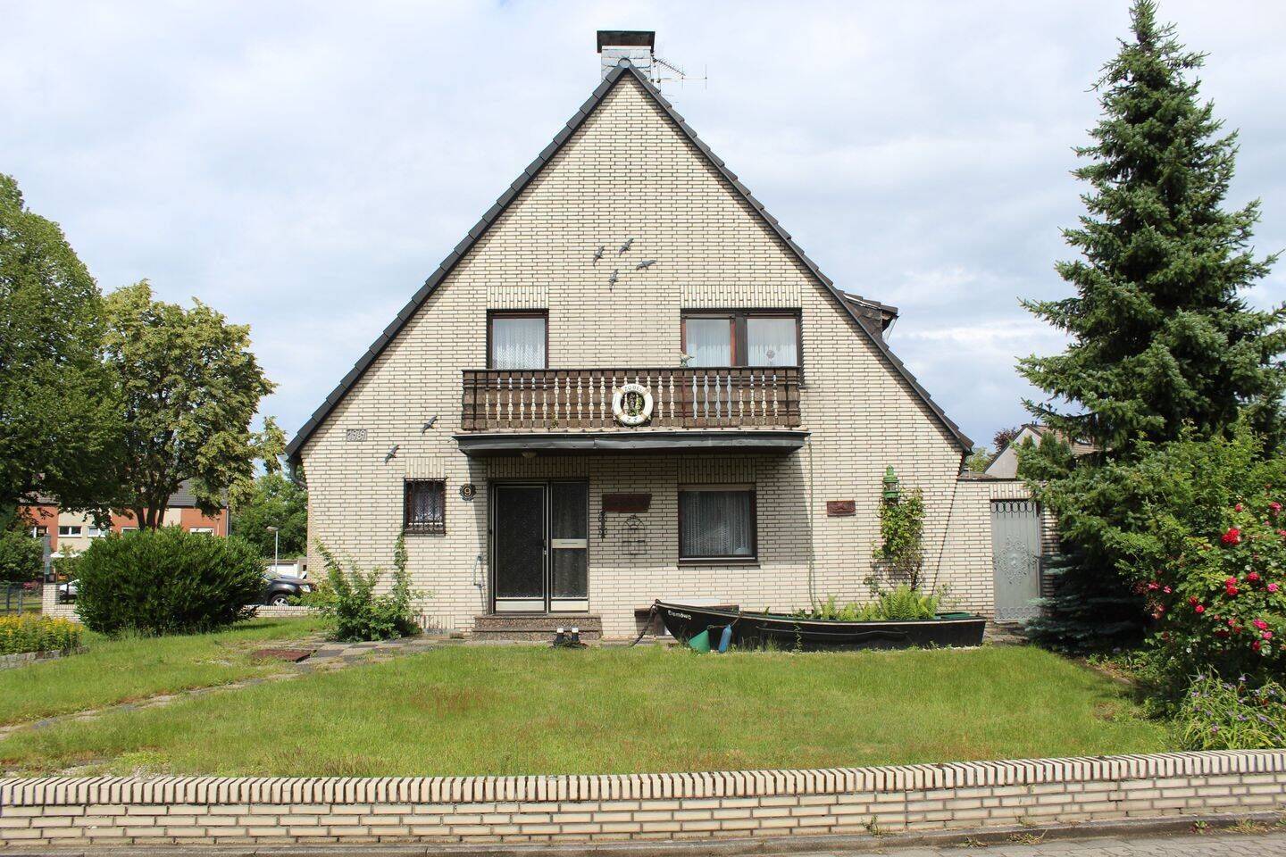 Freistehend in Dormagen-Delrath, 41542 Dormagen