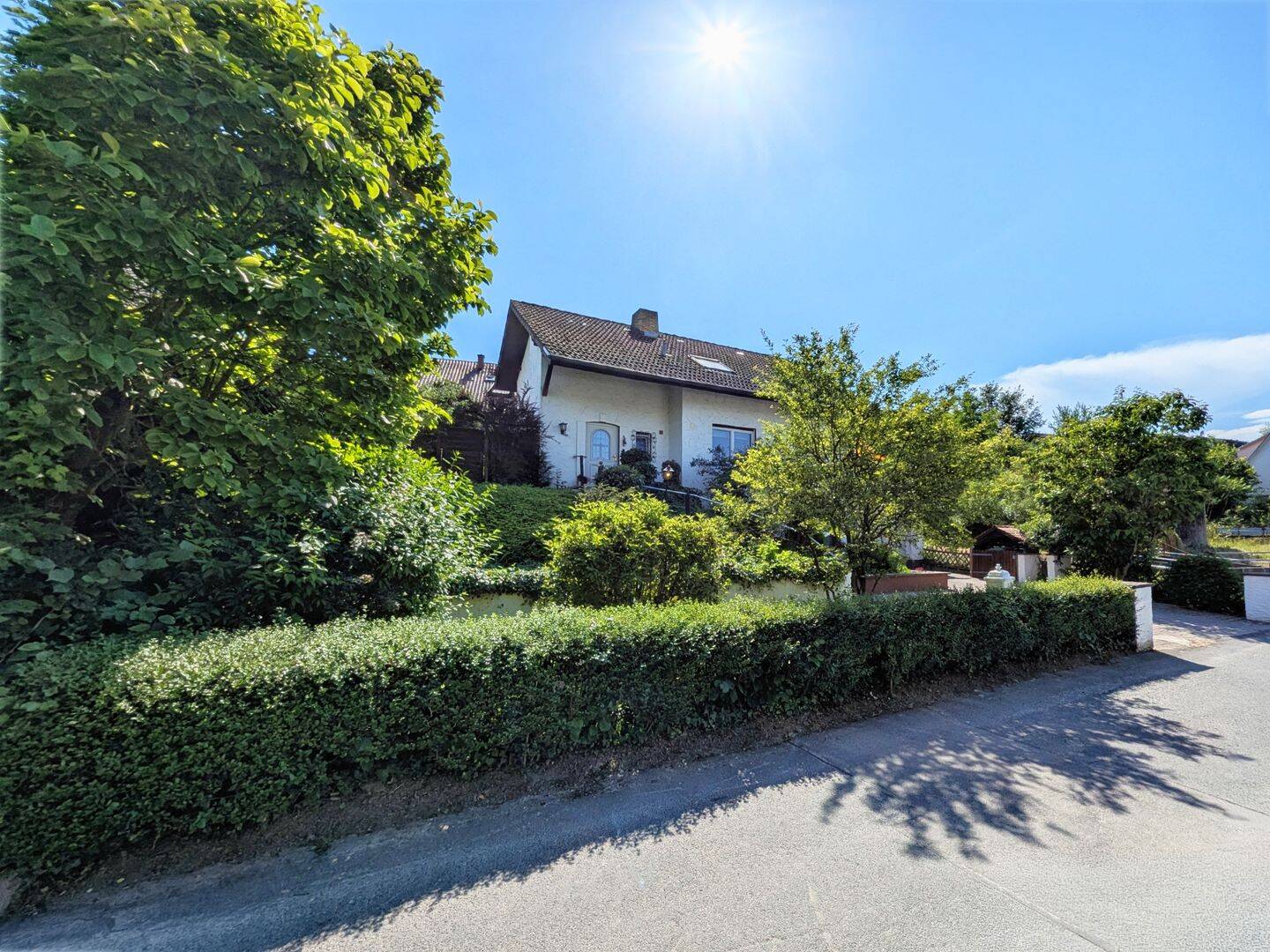Charmantes Freistehendes Einfamilienhaus mit Einliegerwohnung, 69488 Birkenau