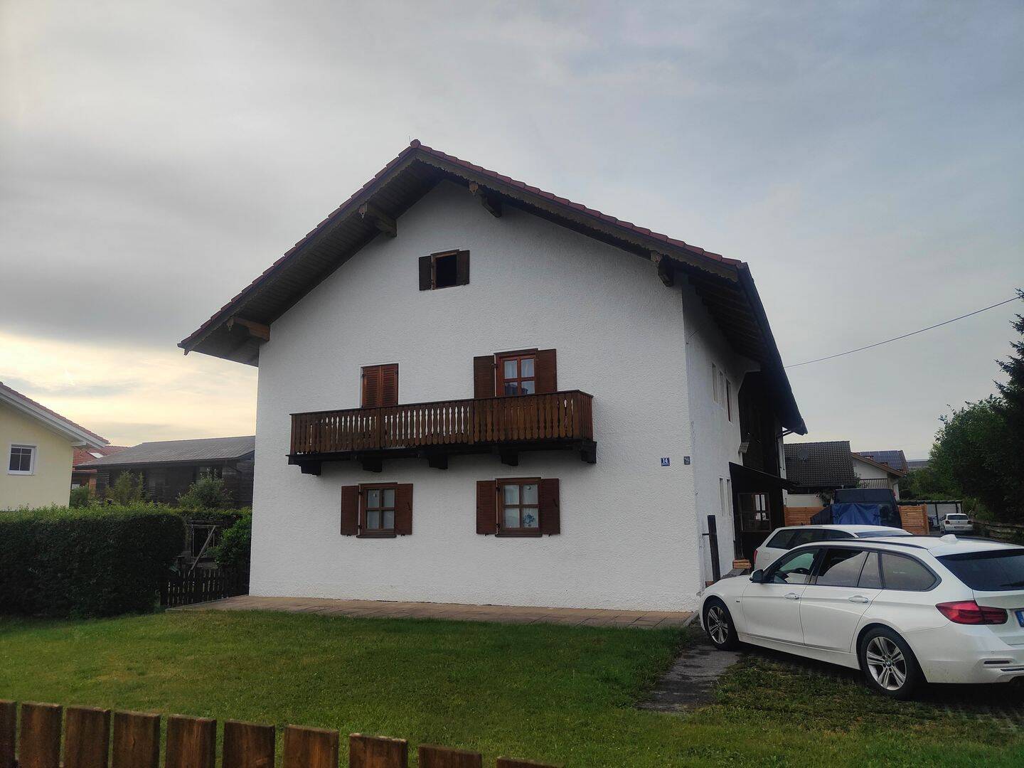 Frisch saniert 3-Zi Maisonettenwohnung mit Gartenanteil, Balkon, Stellplatz in S-Bahn nähe, 85653 Aying