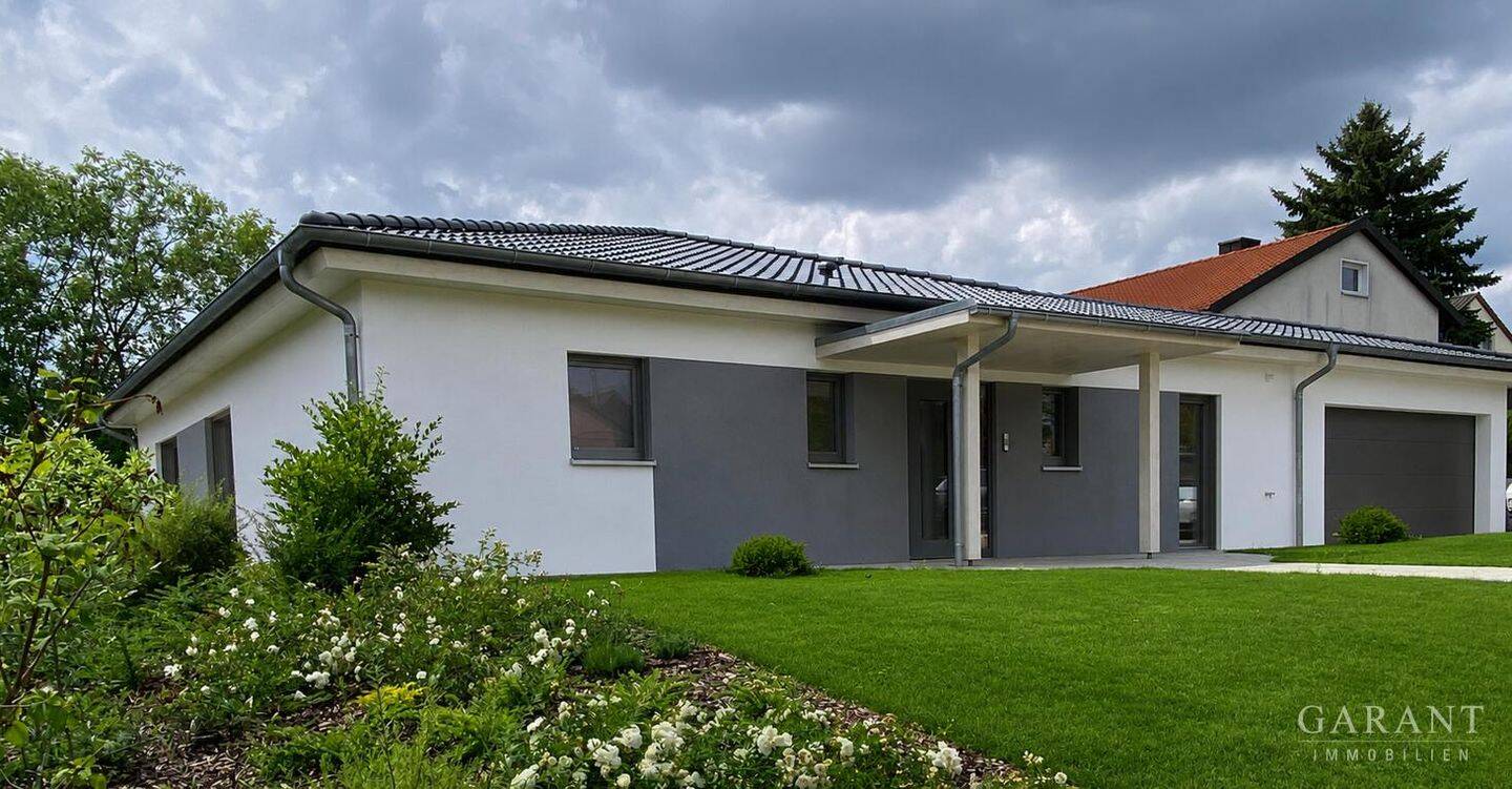 Exklusiver Neubau-Bungalow – Erstbezug auf höchstem Niveau, 96132 Schlüsselfeld