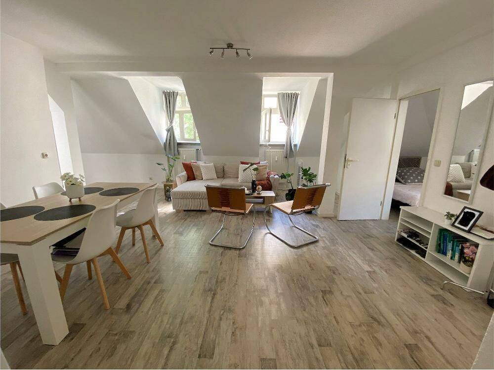 *** Wohnen in der Innenstadt ! *** Helle 2-Zi-DG-Whg mit Loftcharakter in Lüdenscheid, 58507 Lüdenscheid