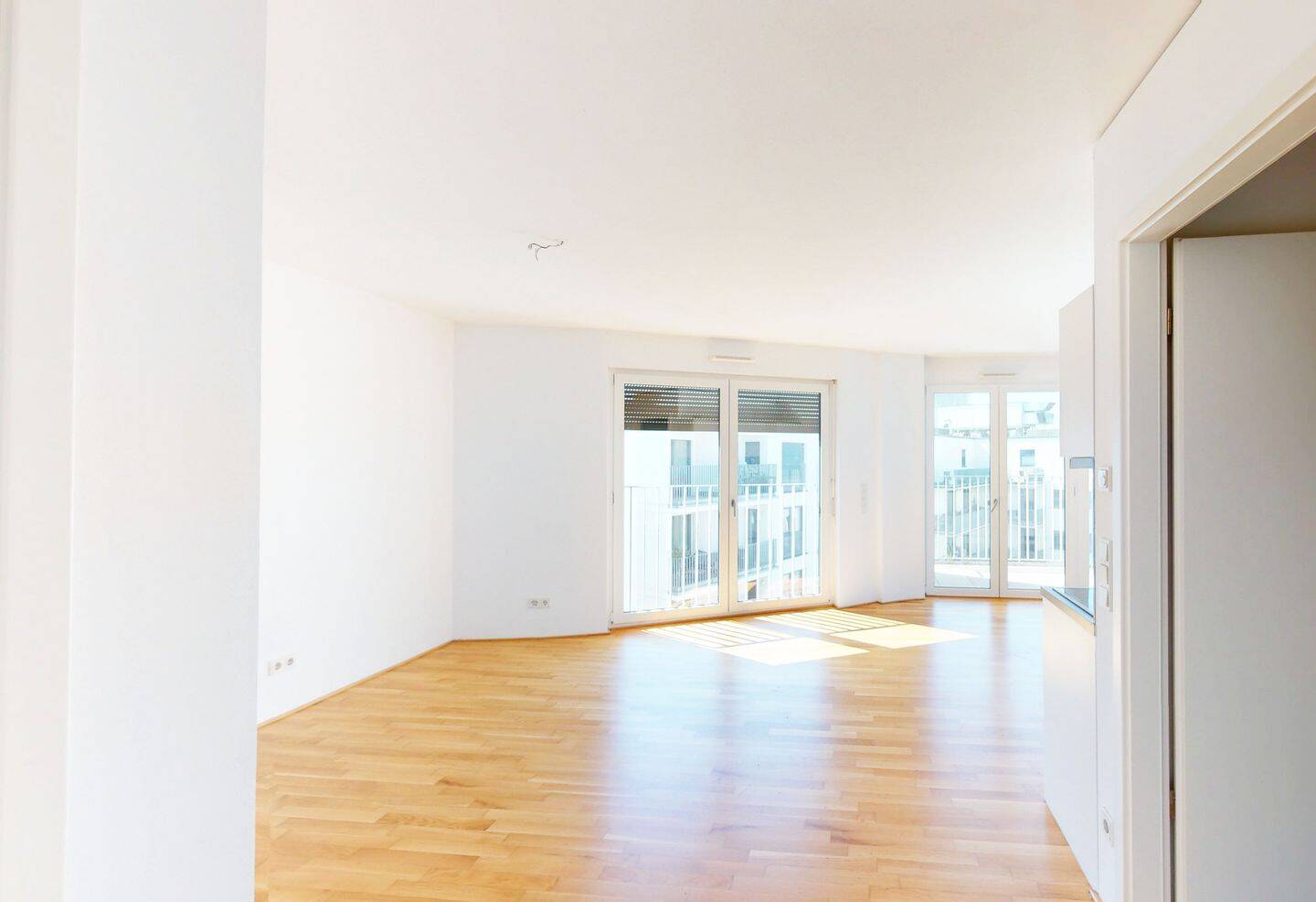 Großzügiges 1-Zimmer-Apartment mit EBK und Loggia, 55131 Mainz (Altstadt Neustadt Oberstadt Weisenau)