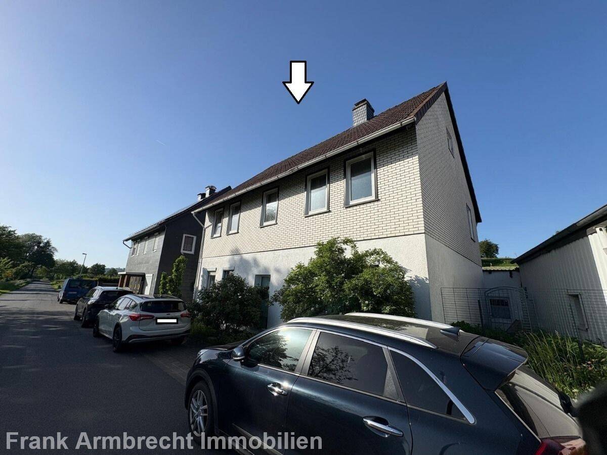Zweifamilienhaus / Doppelhaus in Harriehausen zu verkaufen., 37581 Bad Gandersheim