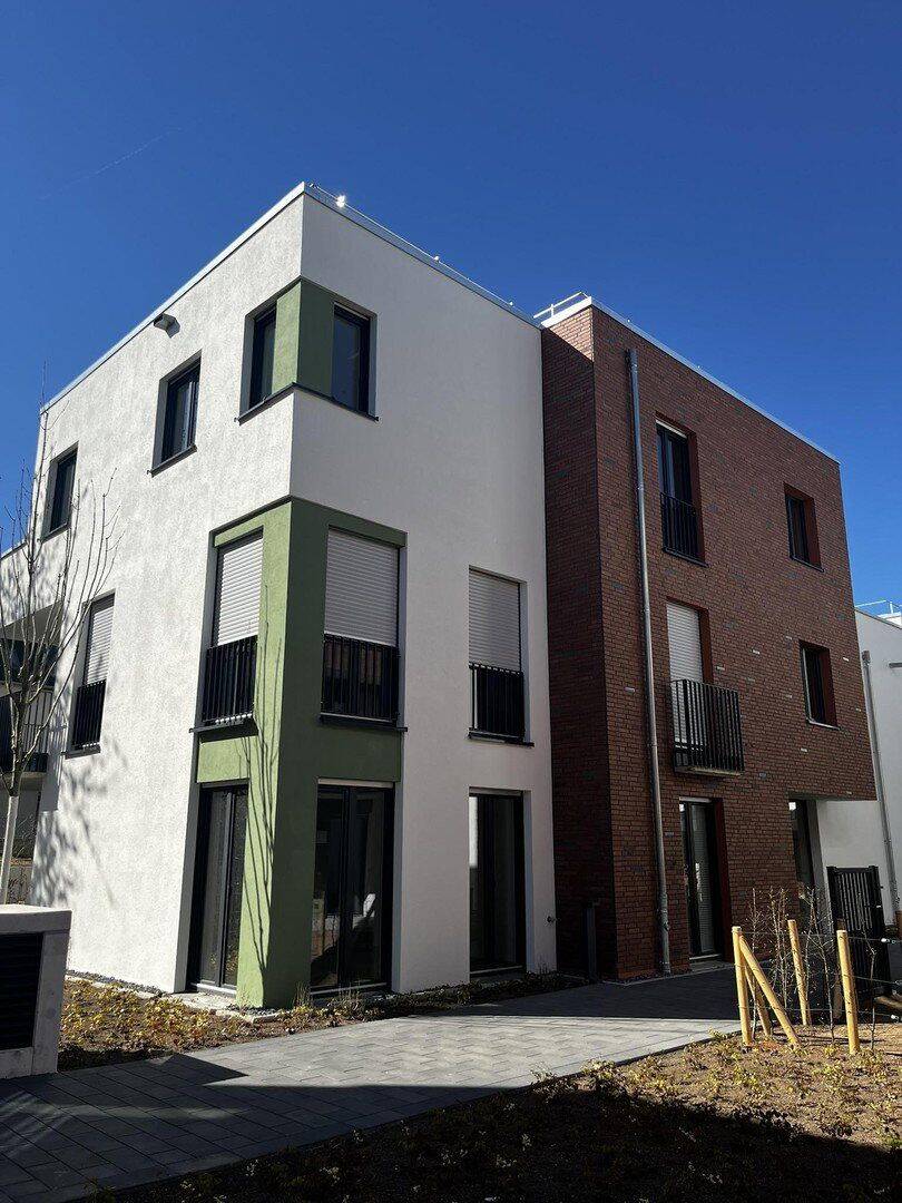 Lichtdurchflutete Neubau-Gartenwohnung mit Terrasse & hochwertiger Ausstattung, 50226 Frechen