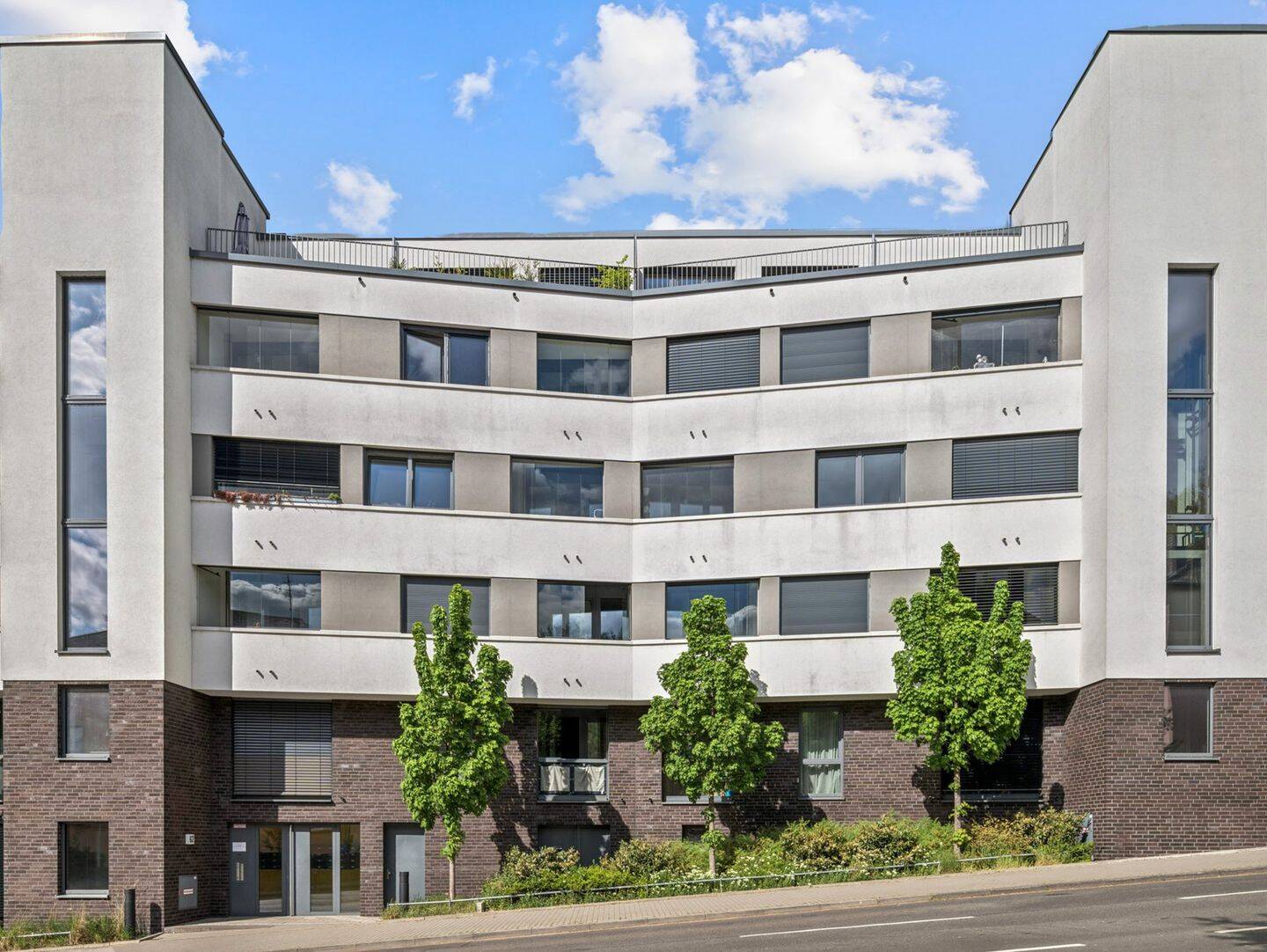 Wohnen mal anders: 2 Zimmer mit tollem Schnitt und 2 Balkonen, 55131 Mainz (Altstadt Neustadt Oberstadt Weisenau)