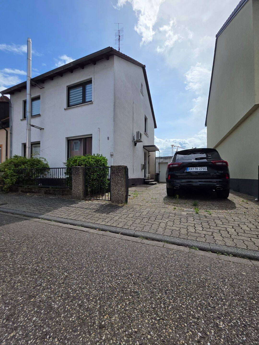+++ gemütliches 1-FH + bebaubares Grundstück + Garten + Garage + TOP Lage in Karlsruhe Neureut +++, 76149 Karlsruhe (Neureut Nordstadt)