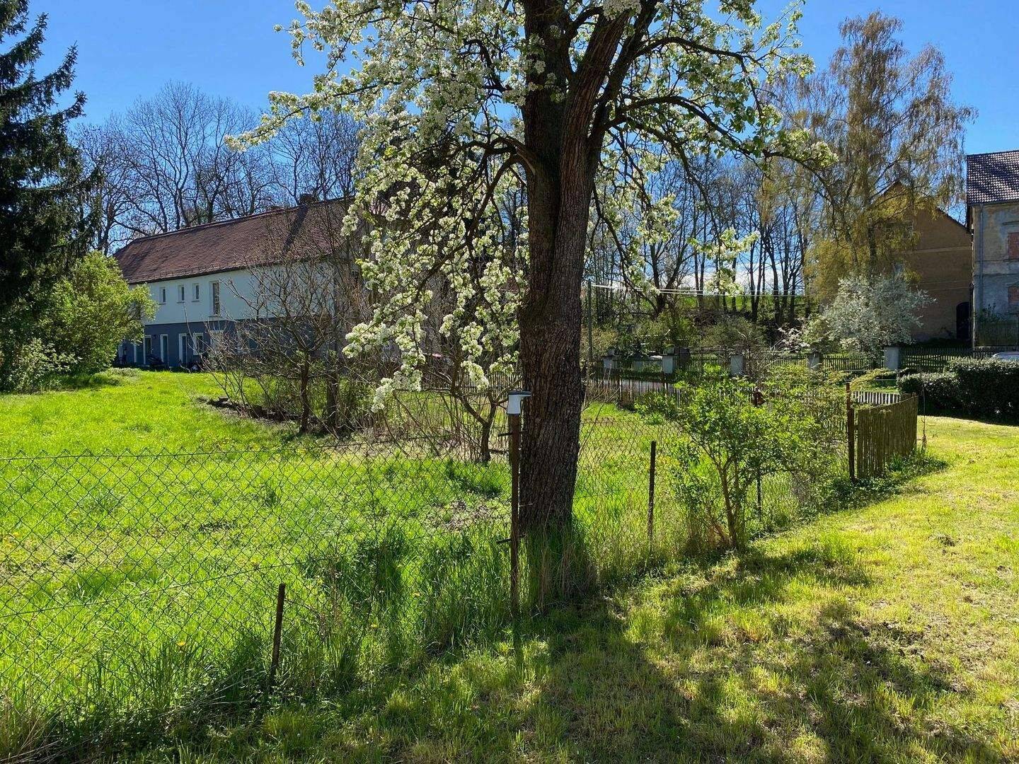 Ca. 900 m² großes Baugrundstück am ostlichen Stadtrand von Gera zu verkaufen, 7554 Schwaara
