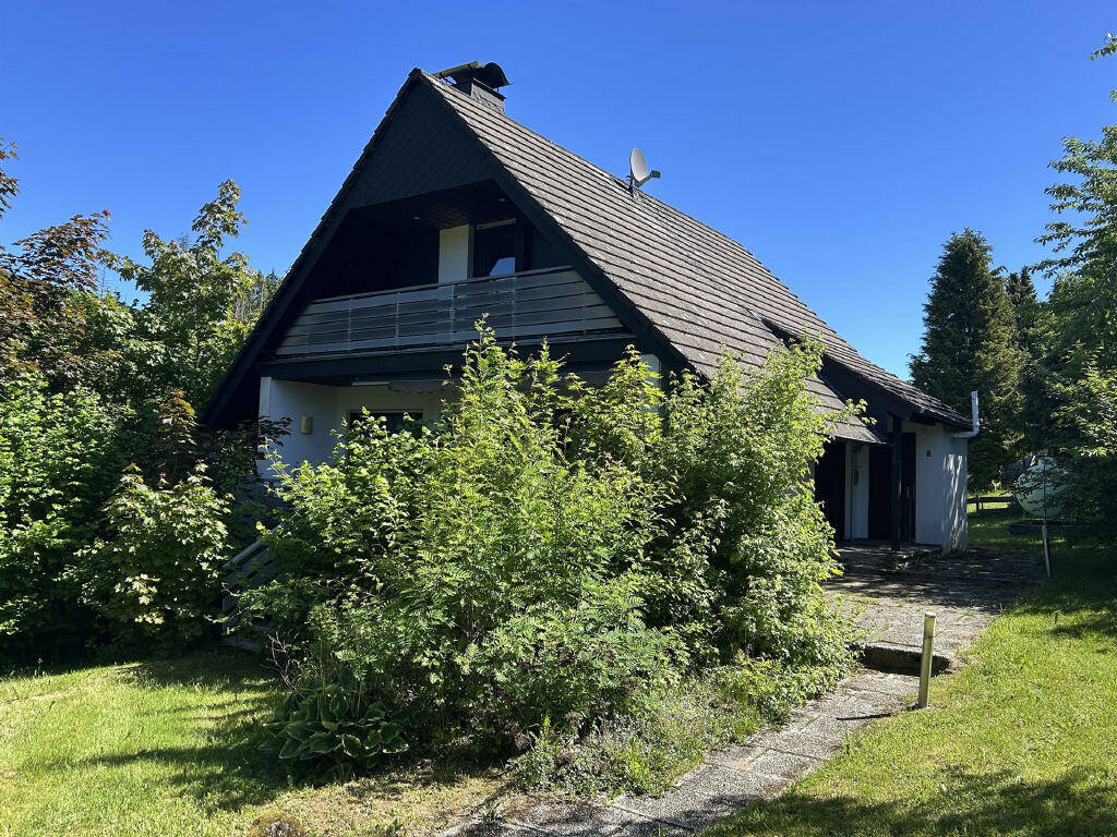 Charmantes Einfamilien- oder Ferienhaus mit Garage in Diemelsee-Heringhausen, 34519 Diemelsee