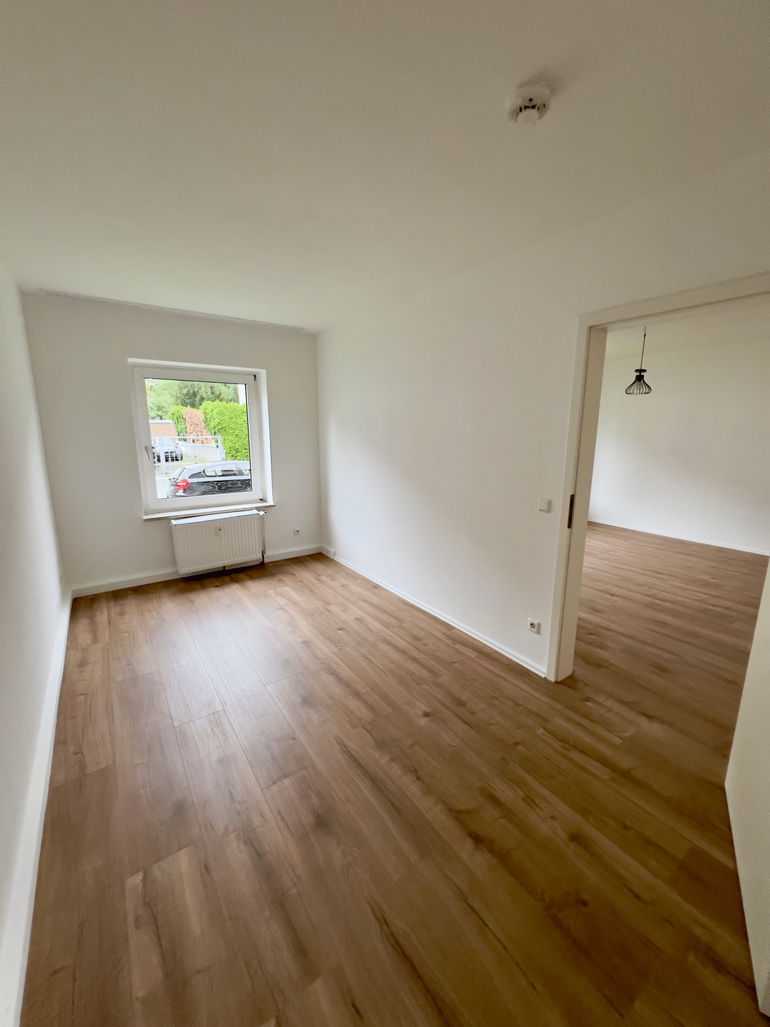 **3-Zimmer Erdgeschosswohnung! Vollständig neu modernisiert, Badezimmer, Böden, Türe**, 47198 Duisburg (Alt-Homberg Hochheide)