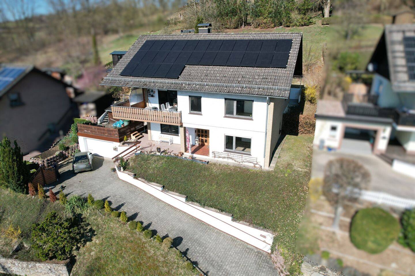 Ein-/Zweifamilienhaus mit PV-Anlage, Garage und Blick ins Weserbergland, 37688 Beverungen