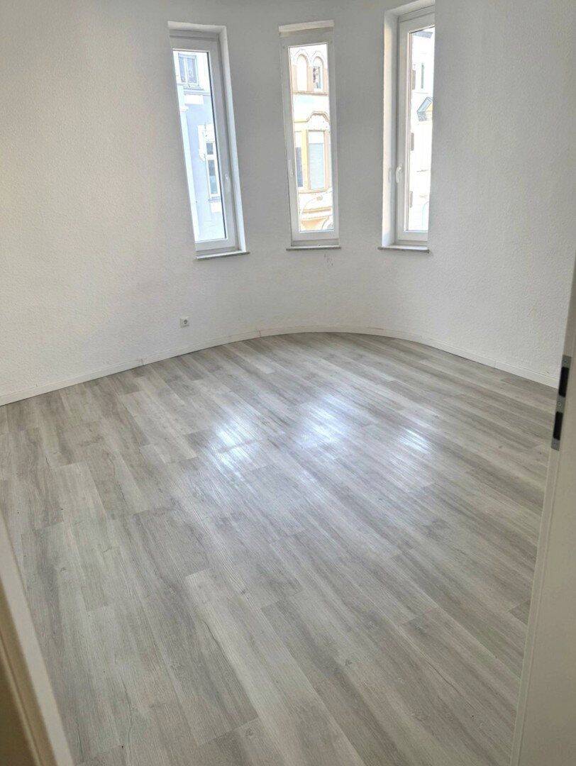 4- Zimmer Wohnung – In zentraler Lage in Mönchengladbach, 41061 Mönchengladbach (Eicken Stadtmitte Waldhausen)