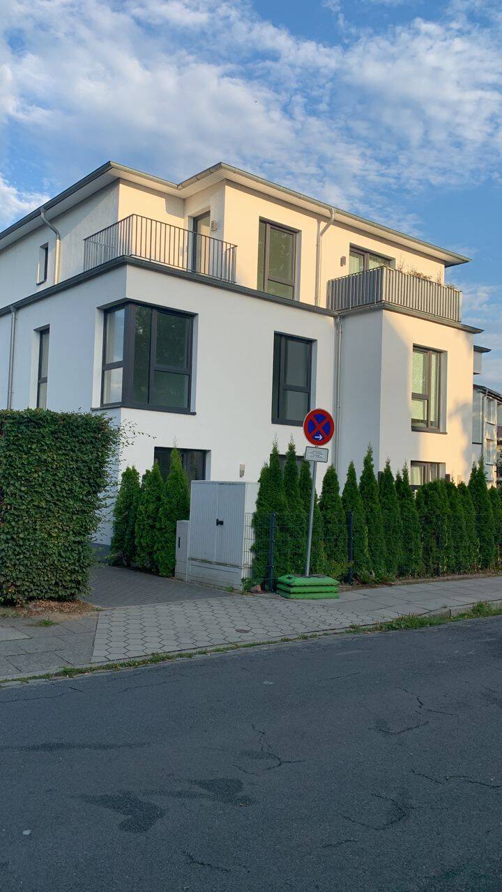 Großzügige 4-Zimmer-Maisonettewohnung mit Terrasse, Balkon und Stellplatz in ruhiger Lage von Hamburg-Hummelsbüttel, 22339 Hamburg (Hamburg-Nord Fuhlsbüttel Hummelsbüttel)