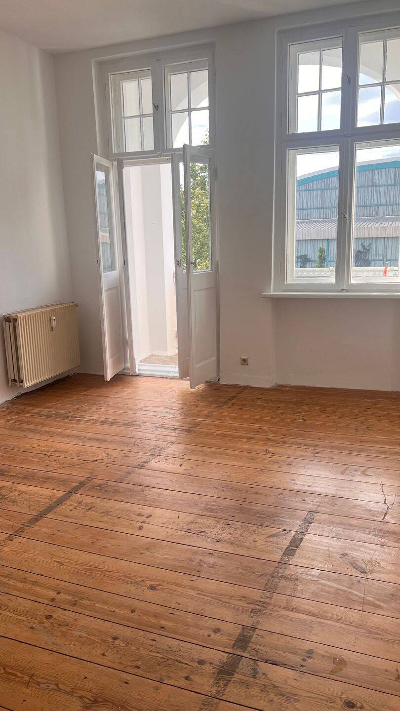 2 Zimmer Wohnung im 2. OG mit Balkon, 13055 Berlin (Lichtenberg Hohenschönhausen Alt-Hohenschönhausen Hohenschönhausen)