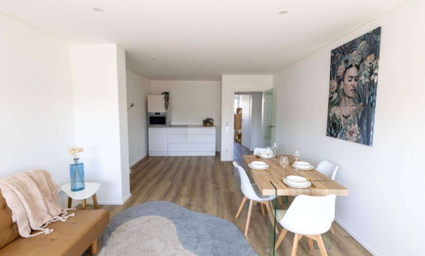 Erstbezug nach Sanierung 3-Zimmer-Wohnung mit Balkon in Neustadt, 91413 Neustadt a.d. Aisch