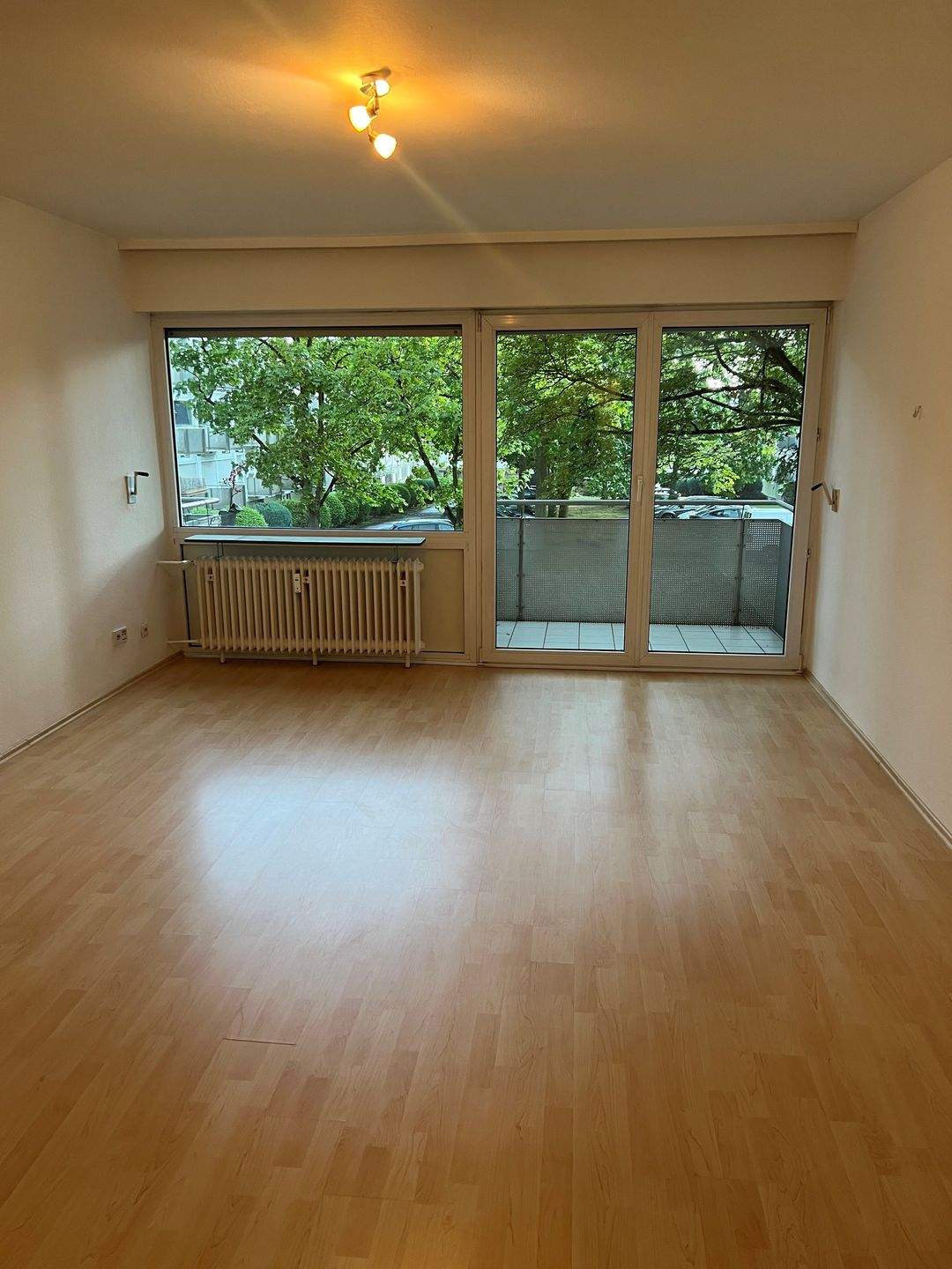 Eschorn-Niederhöchstadt, 1-Zimmer Apartment, 520,00€ Kaltmiete – BEWERBUNG ANBEI, 65760 Eschborn