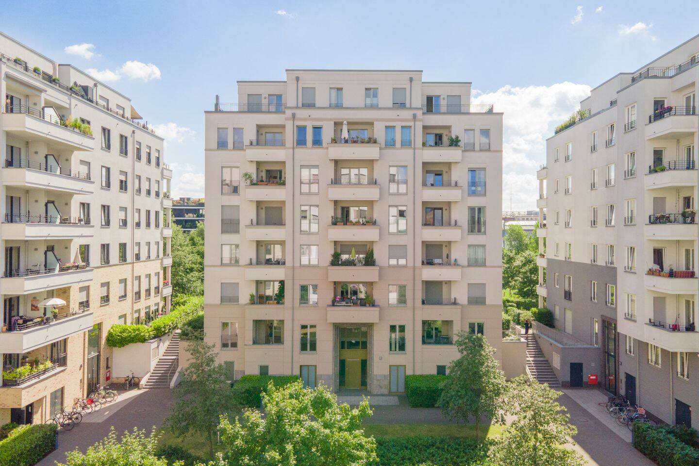 Drei/vier Zimmer! Mit Garten, Balkon, Terrasse, Aufzug, Stellplatz: Am Gleisdreieck-Park Kreuzberg, 10785 Berlin (Mitte Kreuzberg Schöneberg Tiergarten)
