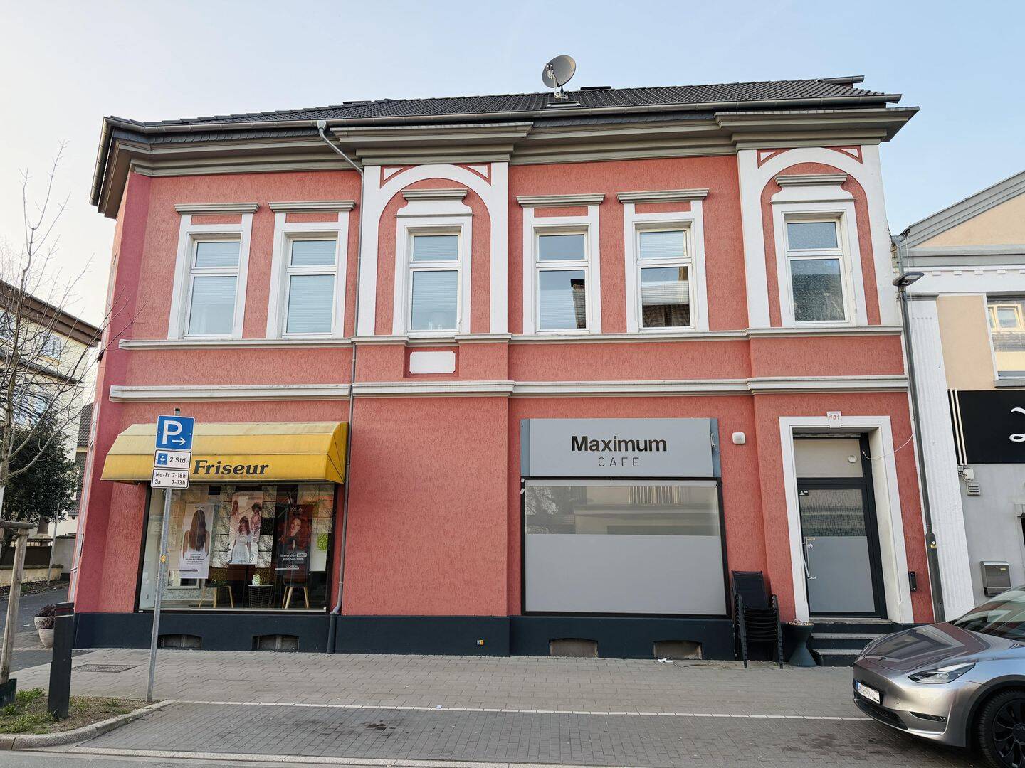 Genialer Mix – Wohn- und Geschäftshaus mit Top-Eigentümerwohnung, 42579 Heiligenhaus