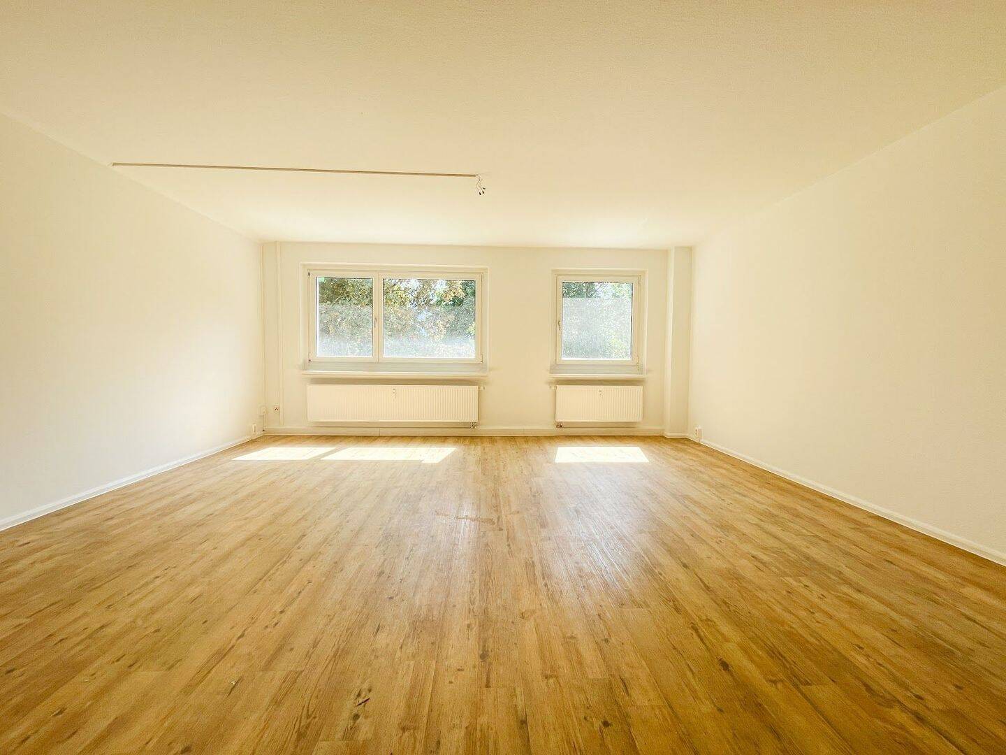 Renoviertes Zuhause in Chemnitz-Kappel – ideal für Singles und Paare – Chemnitz – Bild 1 von 8