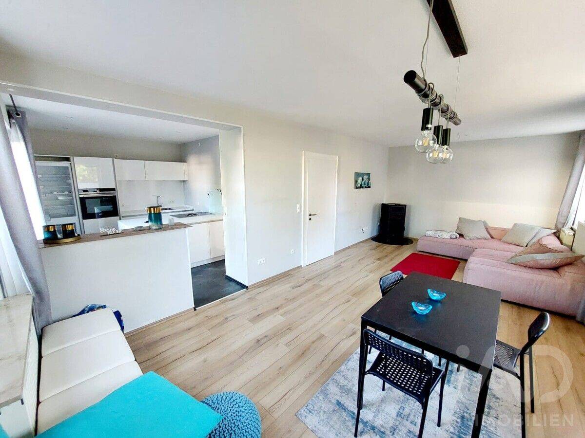 Großzügiges EFH mit Einliegerwohnung, EBK & Terrasse in Bad Brückenau, 97769 Bad Brückenau