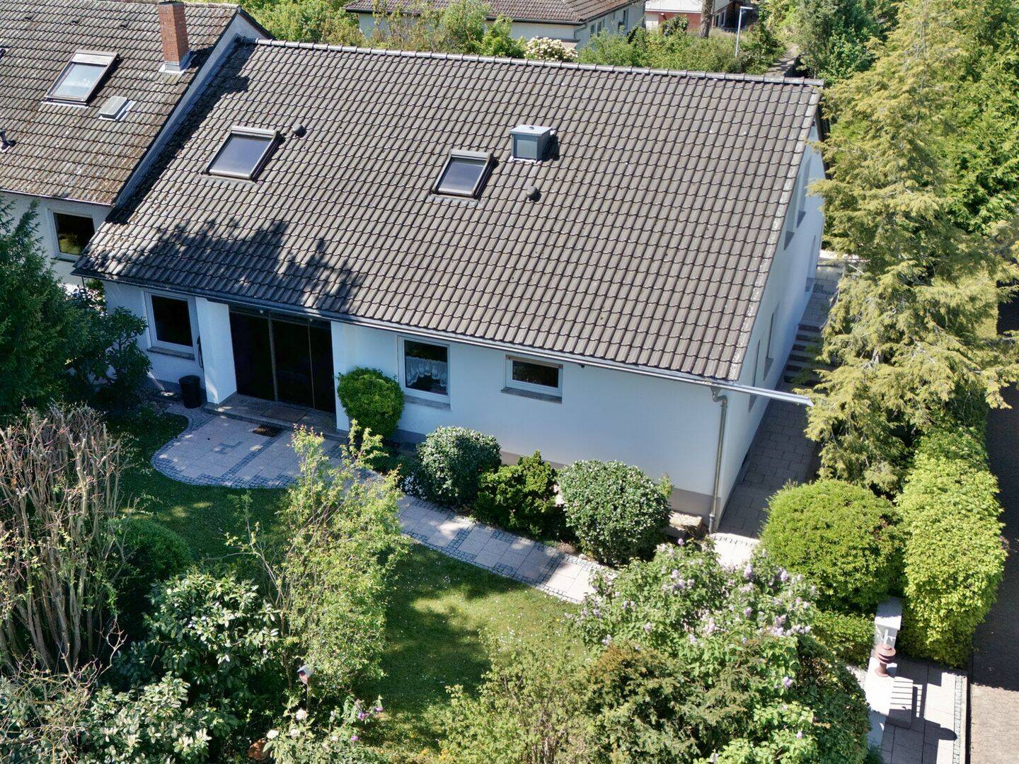 Eleganz im Grünen – stilvolles Wohnen mit besonderem Flair!, 55127 Mainz (Drais Lerchenberg Marienborn)
