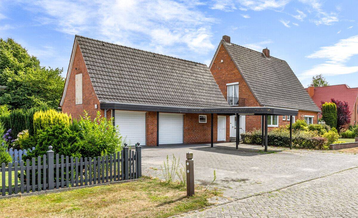 Rarität in Toplage: Großes Grundstück mit Einfamilienhaus und Baugrundstück, 28844 Weyhe