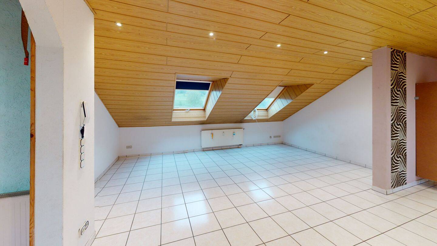 Lichtdurchflutete und geräumige 3 Zimmer-Wohnung sofort frei, 66346 Püttlingen