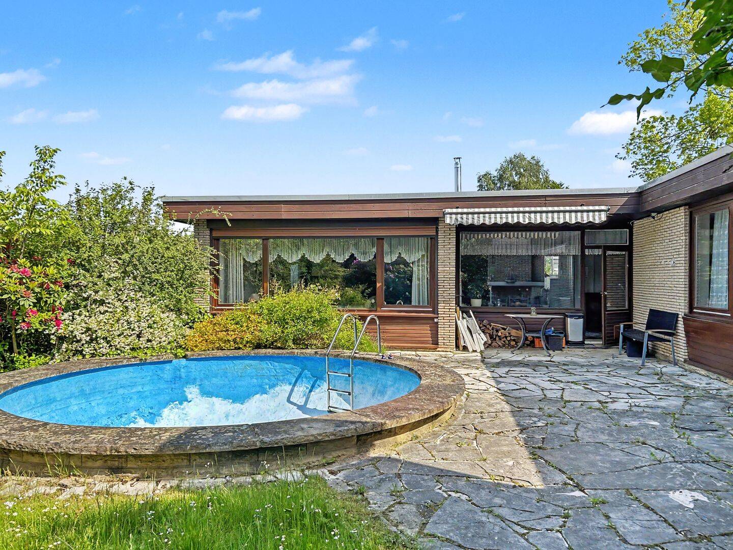 Ein Zuhause zum Verlieben: Stilvoller Bungalow mit ca. 120 m² und 5 Zimmer in Obernkirchen, 31683 Obernkirchen
