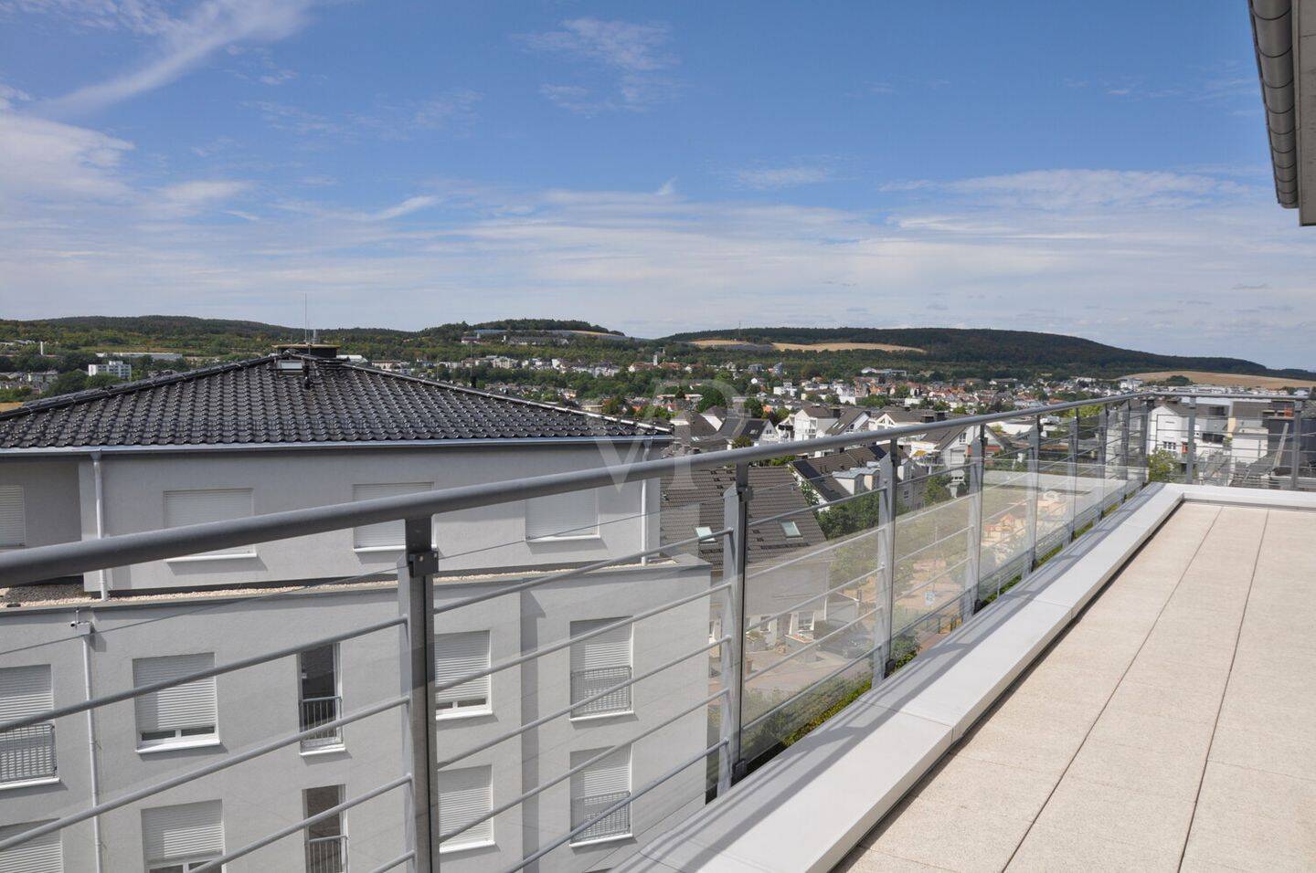 Exklusiver Wohntraum über den Dächern von Idstein – außergewöhnliches Penthouse im Taunusviertel, 65510 Idstein