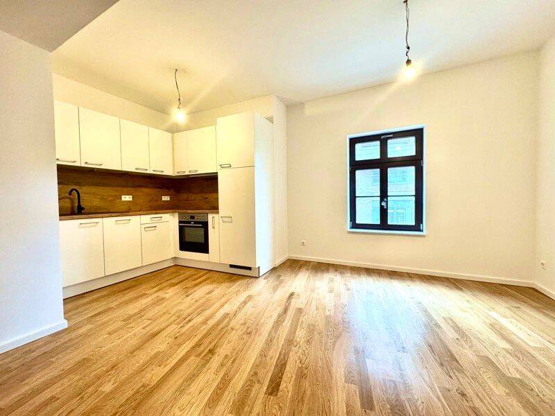 Gemütliche 2-Raum-Wohnung im Erstbezug mit EBK, Wanne und Fußbodenheizung, 6108 Halle (Saale) (Altstadt Giebichenstein Innenstadt Paulusviertel Saaleaue)