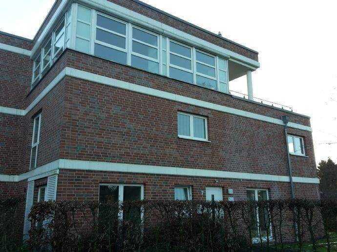 Townhouse mit zwei Terrassen in Henstedt-Ulzburg, 24558 Henstedt-Ulzburg