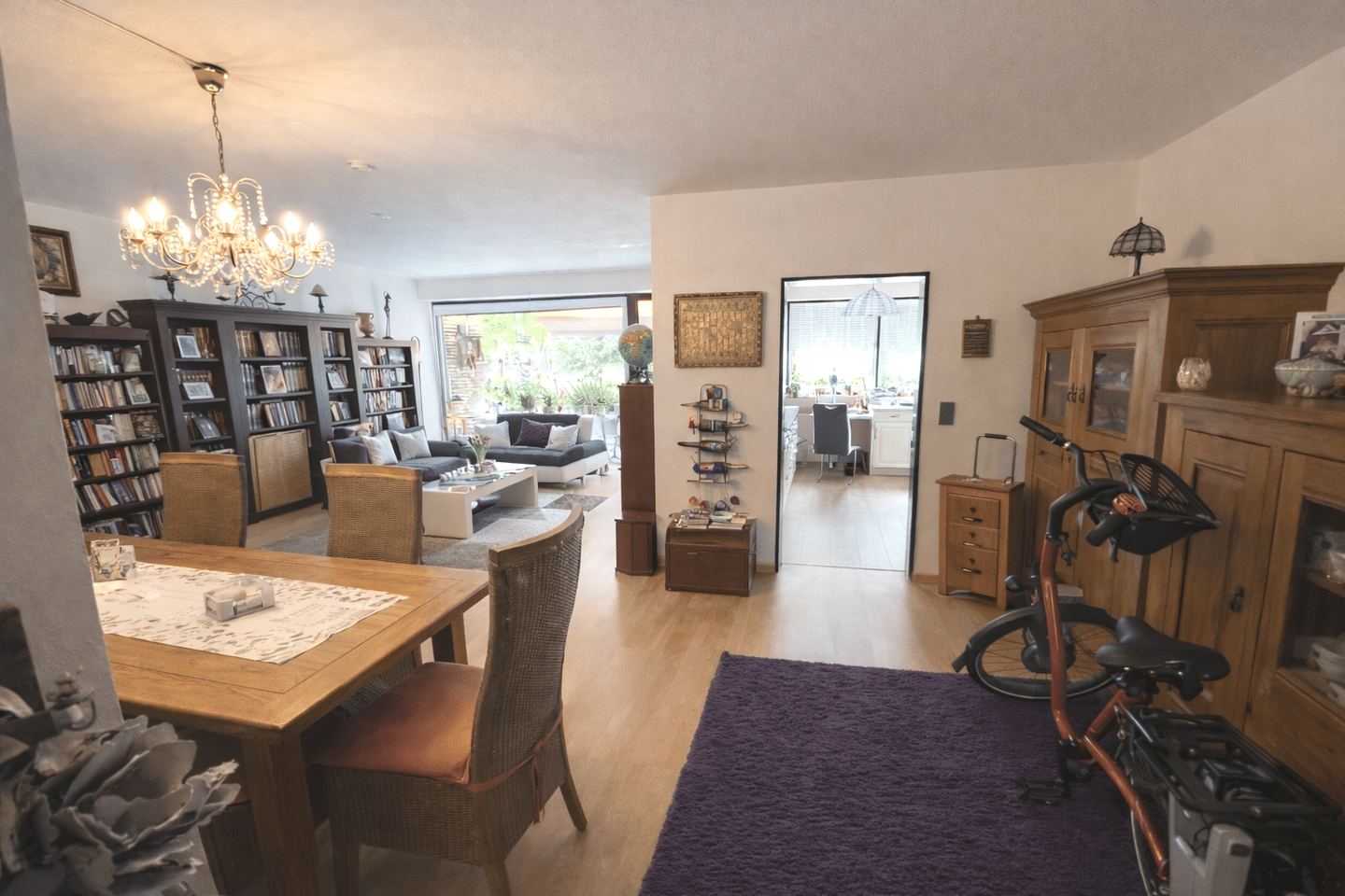 Großzügige 4-Zimmer Wohnung mit Balkon – direkt am See (Wg 2), 49808 Lingen (Ems)