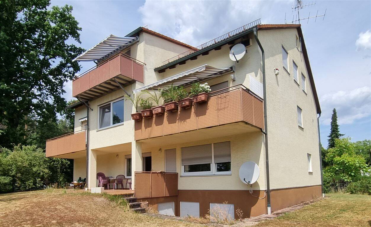 Extravagantes Mehrfamilienhaus mit Maisonettwohnungen, 91126 Rednitzhembach