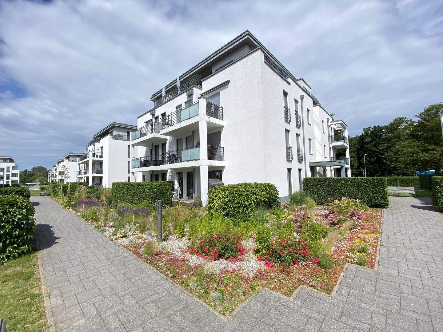 Möblierte Eigentumswohnung an der Ostsee | inkl. Tiefgaragenstellplatz | www.LUTTER.net