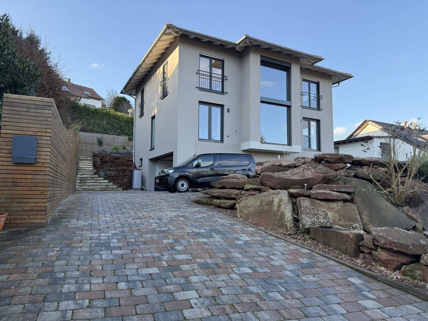 Moderne Villa zum Kauf in sehr begehrter Lage von Wertheim, 97877 Wertheim
