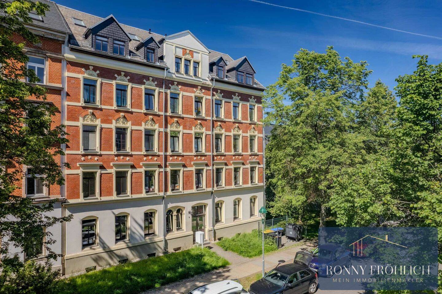 WOW! Frisch saniert: Stilvolle 3-Raum-Maisonette mit Balkon, Aufzug & Fernblick auf dem Kaßberg! NEU, 9112 Chemnitz (Altendorf Kaßberg Zentrum)