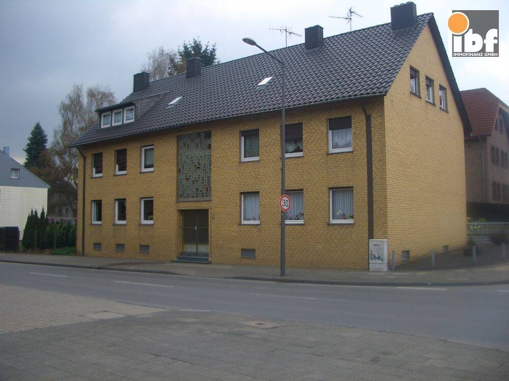 +++ IBF Immo +++ Praktisch geschnittene 3 ZKDB Dachgeschoss – Wohnung in Eilendorf!, 52080 Aachen