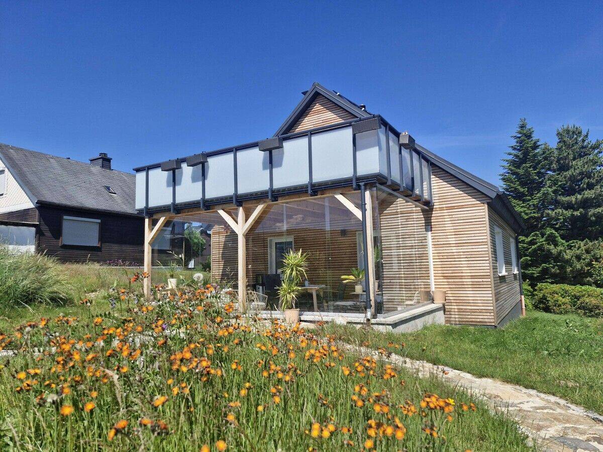 Wohnen, wo andere Urlaub machen – liebevoll saniertes Haus in traumhafter Lage von Bärenstein!, 9471 Bärenstein
