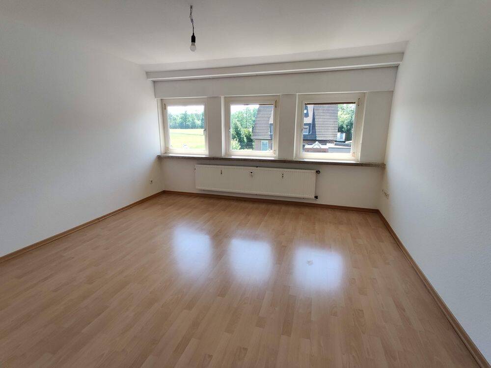 Naturnahe 3-Zimmer-Wohnung in Bielefeld-Ummeln mit Garage, 33649 Bielefeld (Brackwede Holtkamp Quelle Ummeln)