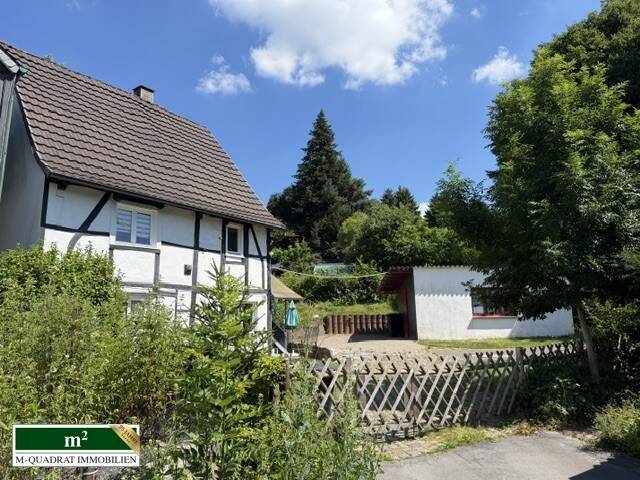 Fachwerkidylle im Doppelpack – schönes Gartengrundstück mit zwei vermieteten Häusern zu verkaufen!, 42657 Solingen (Höhscheid Solingen-Mitte)