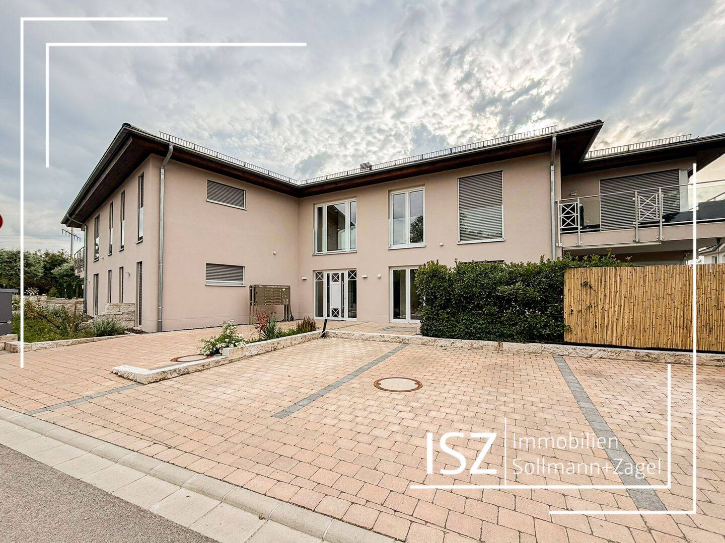 Exklusive 3-Zimmer-Neubauwohnung mit 104 m², Balkon, hochwertiger Einbauküche & Tiefgarage, 91710 Gunzenhausen