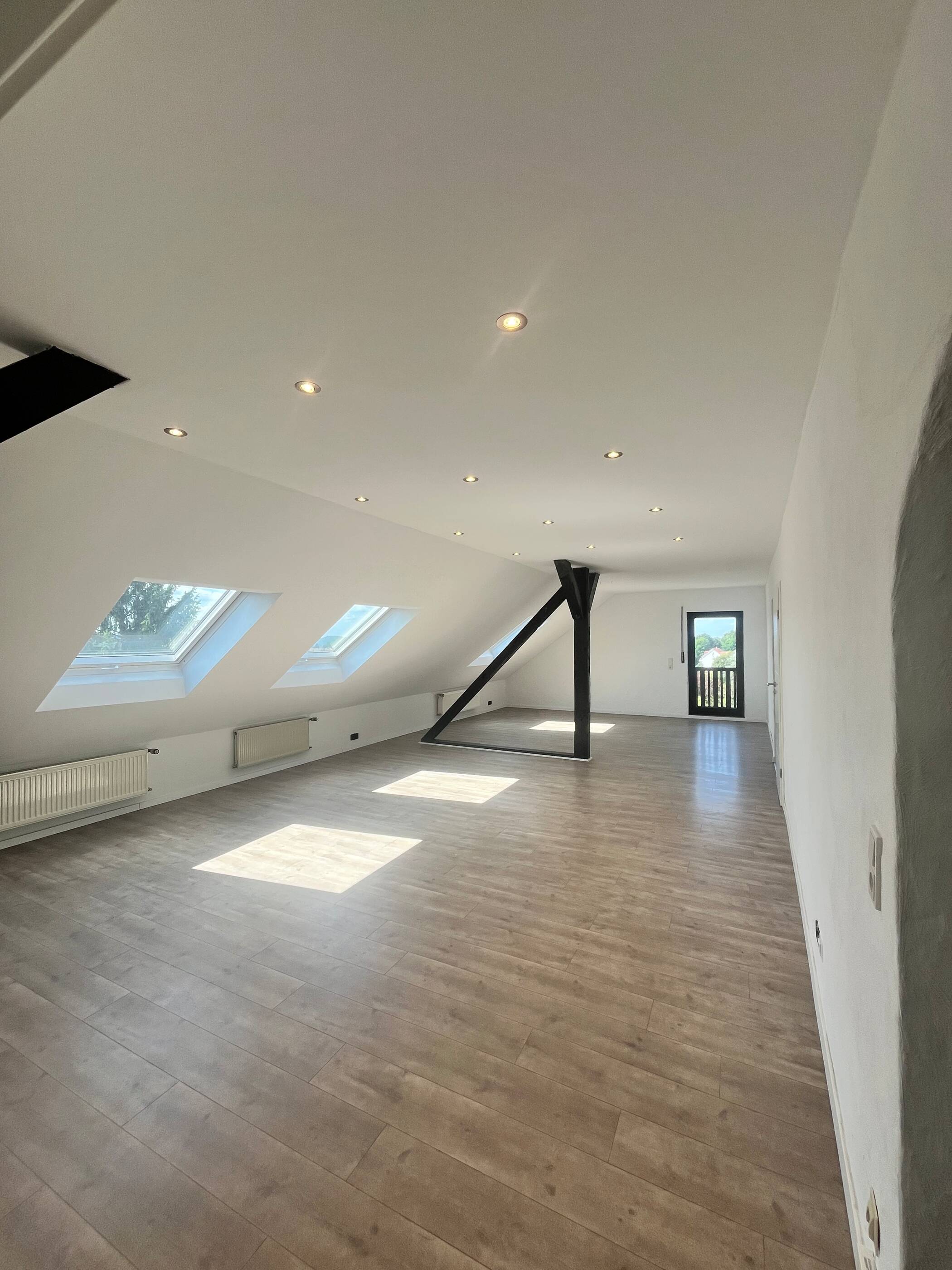 Traumhafte DG-Wohnung in Elversberg, 66583 Spiesen-Elversberg