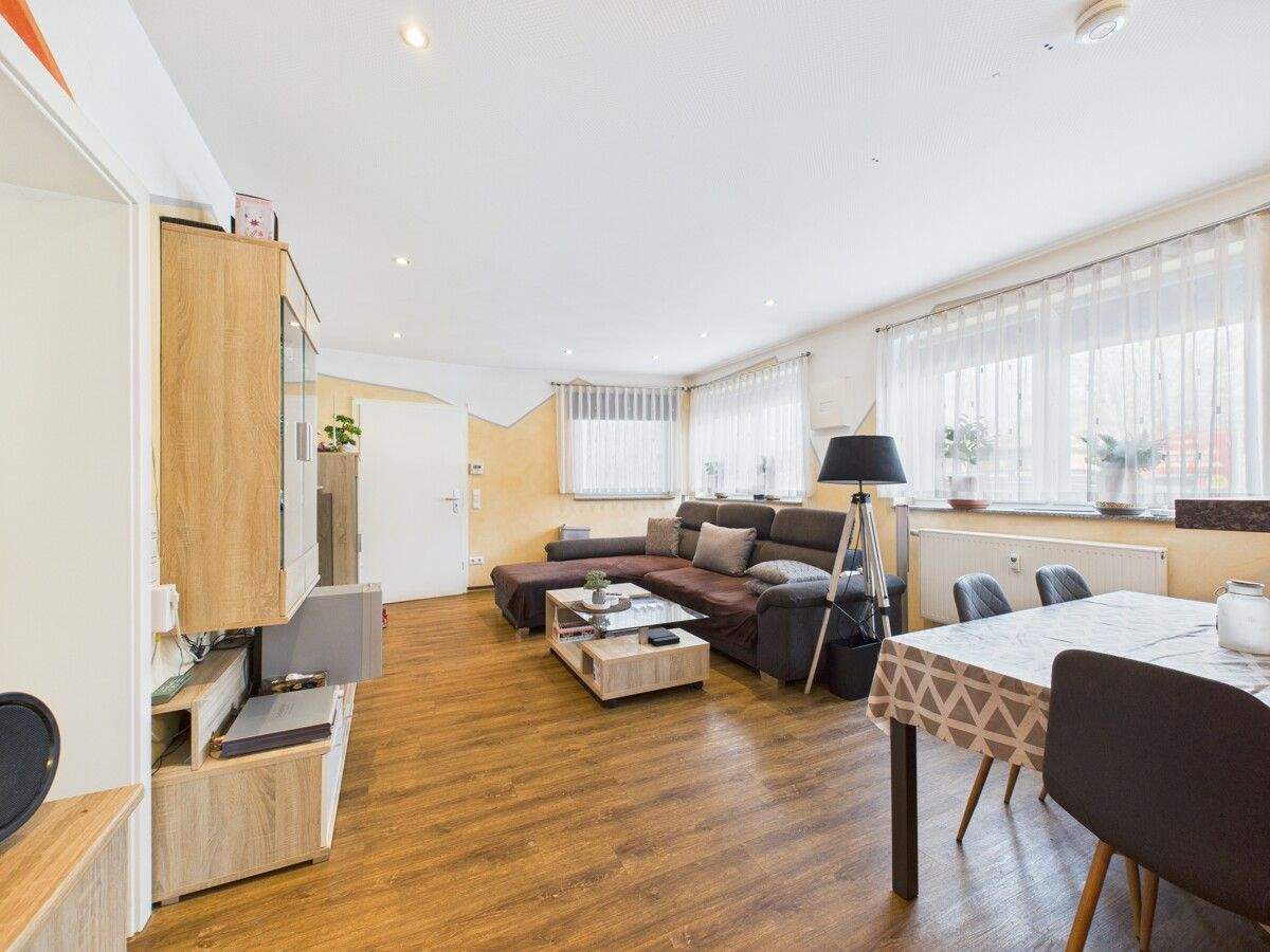 Schicke 4-Zimmer-Wohnung in zentraler Lage, 78727 Oberndorf am Neckar