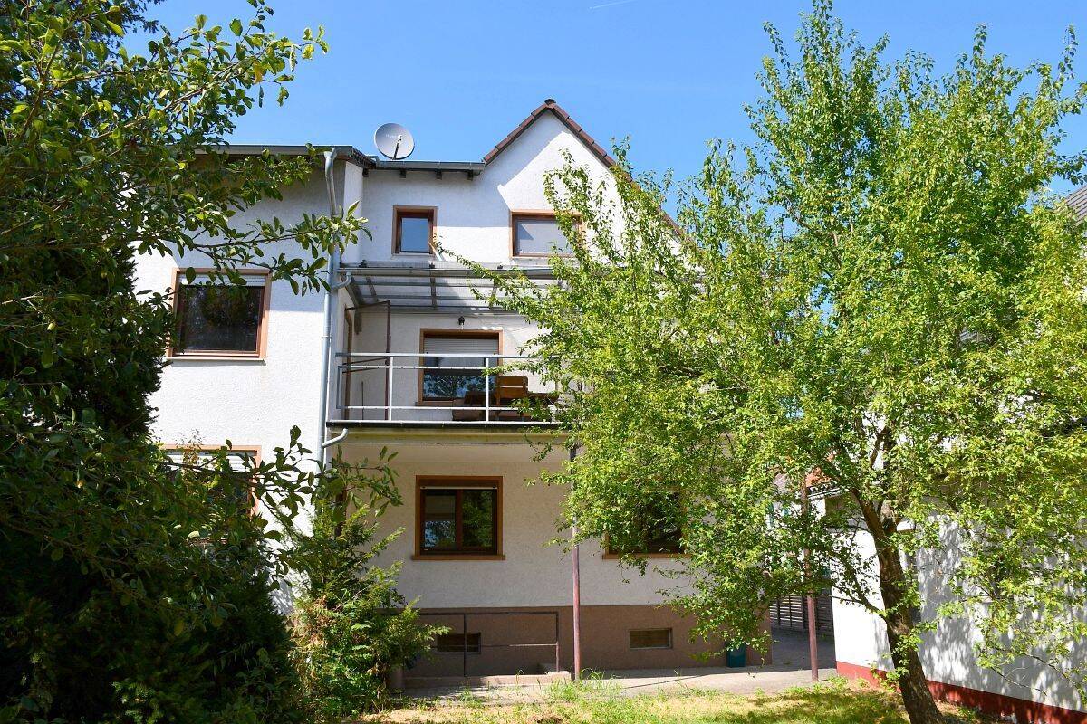 Ein- bis Zweifamilienhaus mit viel Platz in Darmstadt-Waldkolonie/Weststadt, 64293 Darmstadt (Darmstadt)