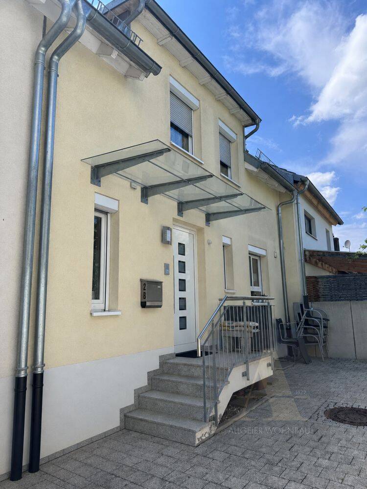 Neuwertiges Eigenheim für die junge Familie, 79112 Freiburg im Breisgau (Munzingen Opfingen Tiengen Waltershofen)