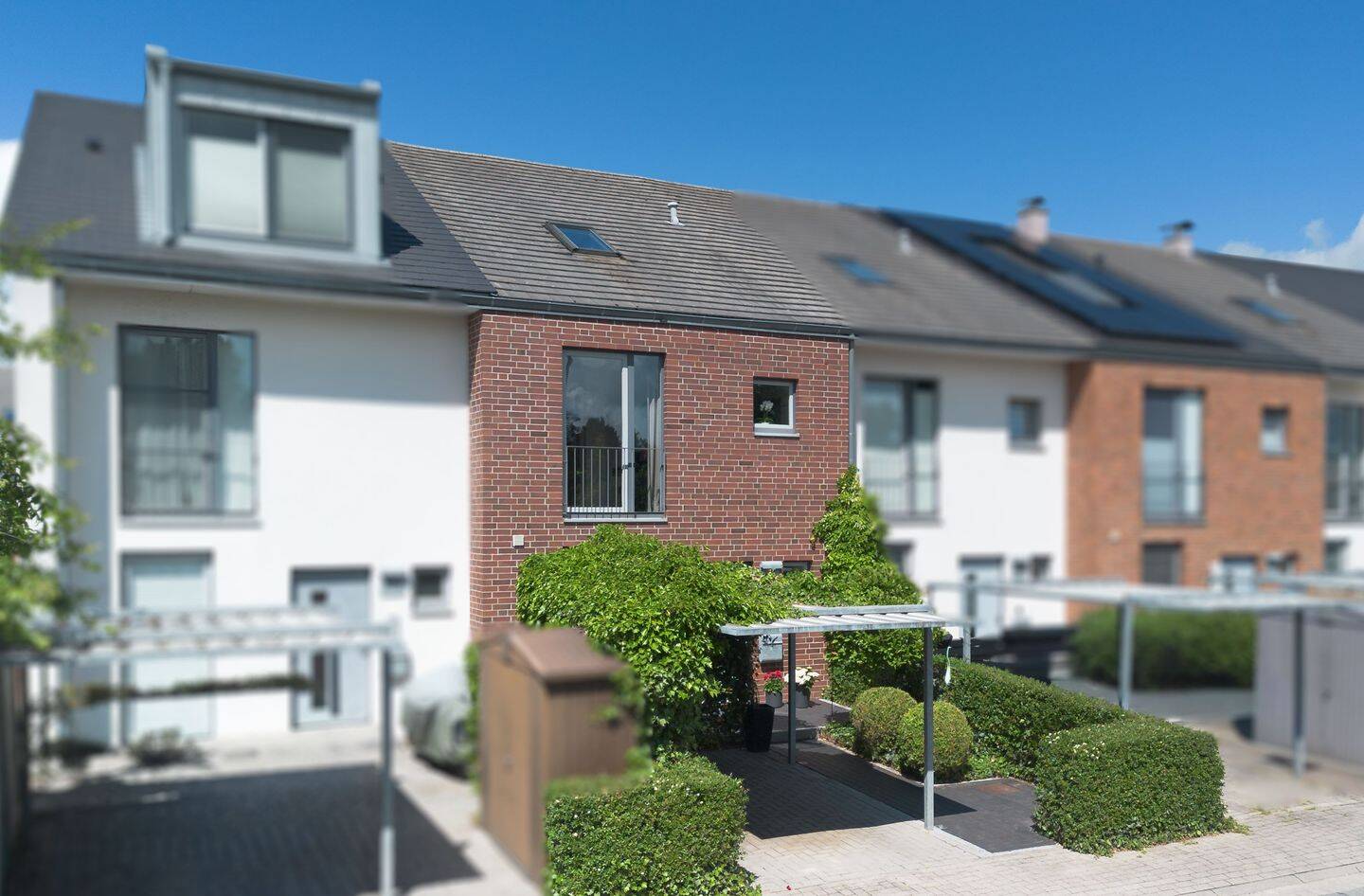 Reihenmittelhaus: Familienglück auf drei Etagen voller Möglichkeiten, 25421 Pinneberg