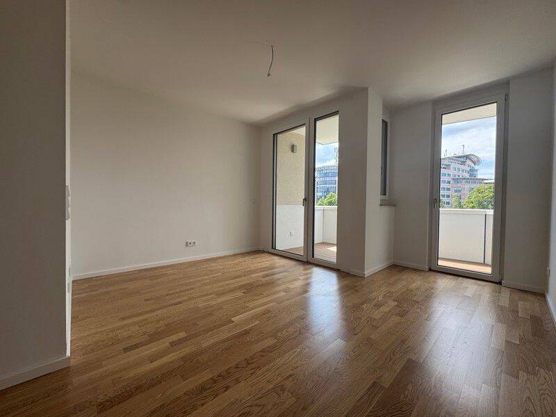 Hier findet jeder seinen Platz: 2-Zimmer-Wohnung mit Balkon im Erstbezug, 4315 Leipzig (Neustadt-Neuschönefeld Sellerhausen-Stünz Volkmarsdorf)