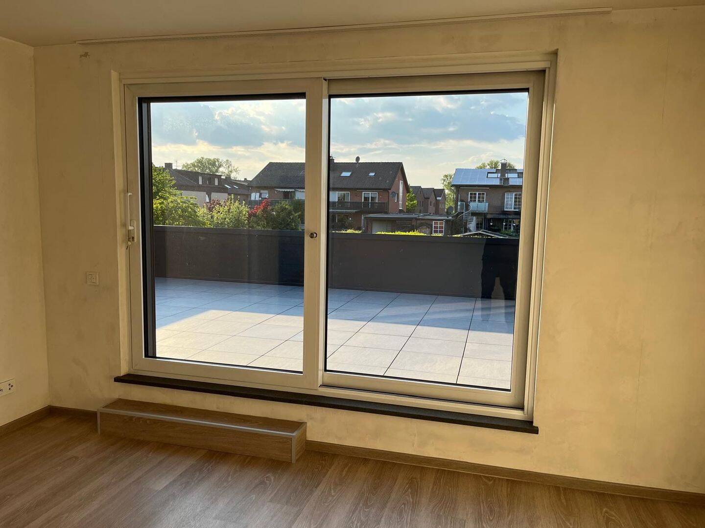 35 m2 Dachterrasse mit 80 m2 Wohnung, 59075 Hamm (Bockum-Hövel Heessen)